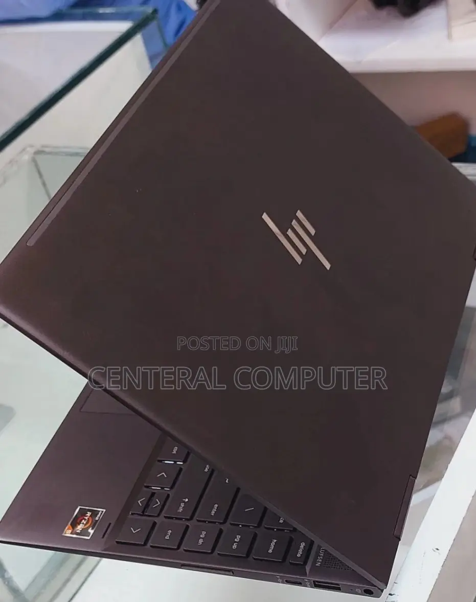 New Laptop HP 16GB AMD Ryzen 7 SSD 1T