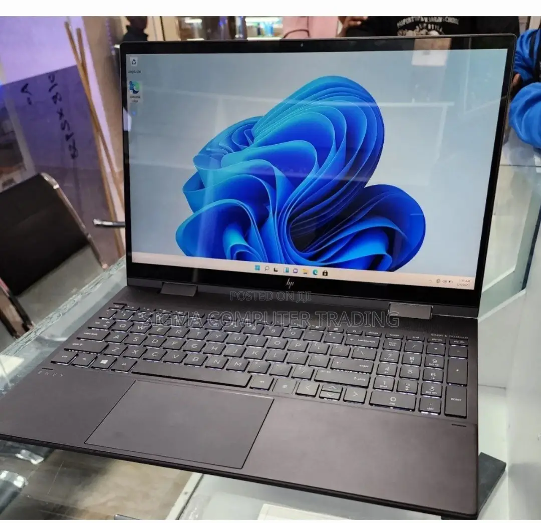 New Laptop HP Envy X360 16GB AMD Ryzen 5 SSD 512GB
