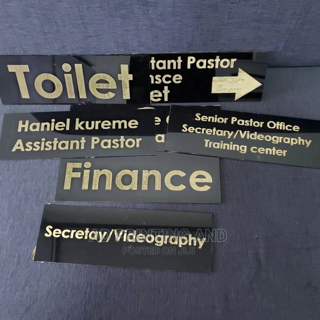 Table Sign, Door Sign