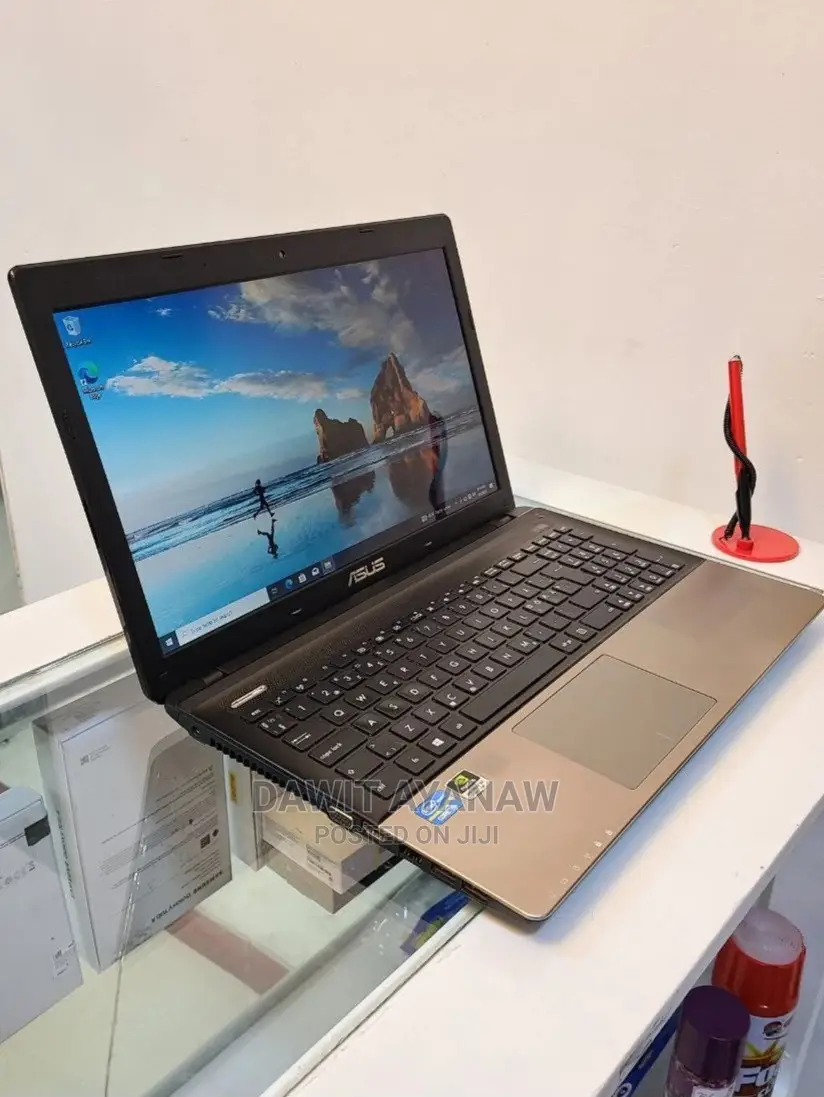 New Laptop Asus 8GB Intel Core I5 HDD 500GB