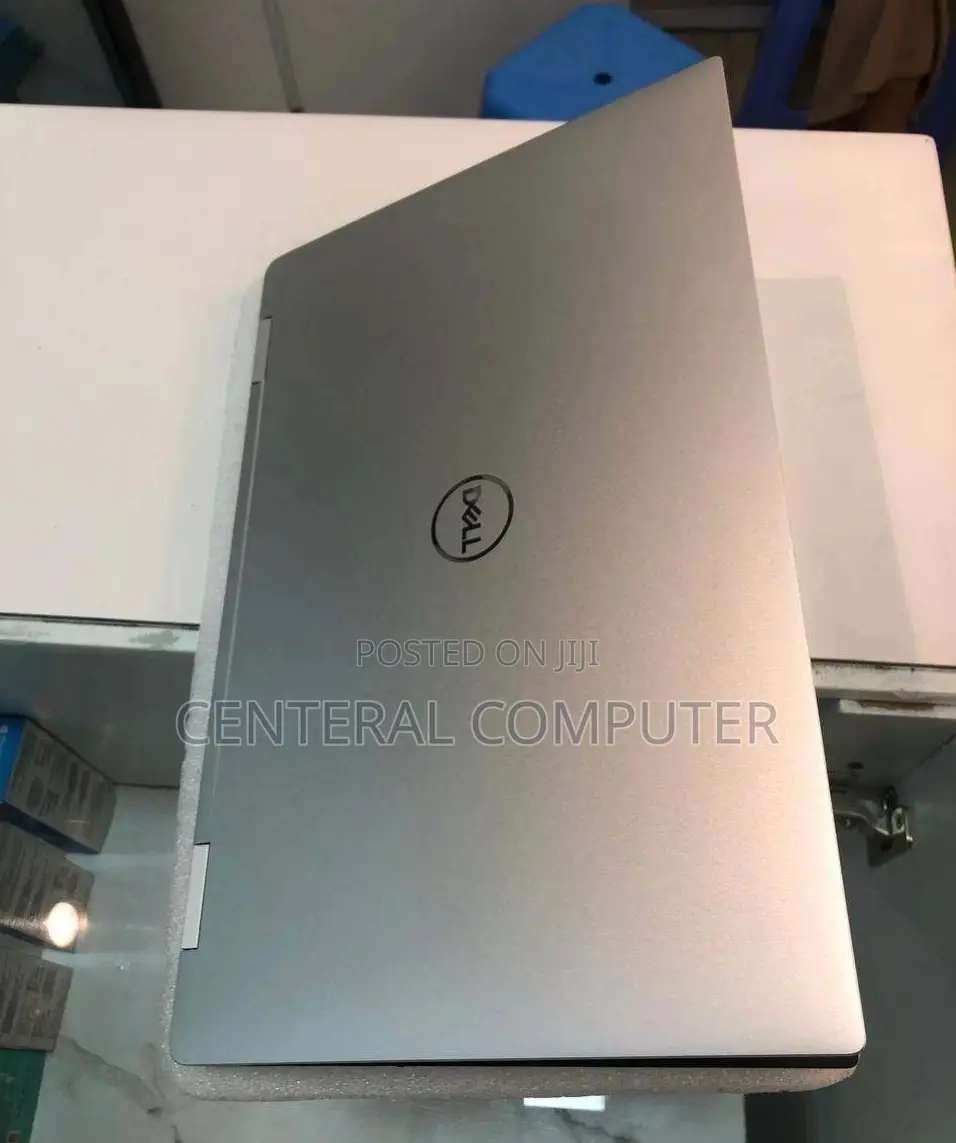 New Laptop Dell XPS 15-9570 16GB Intel Core I7 SSD 512GB