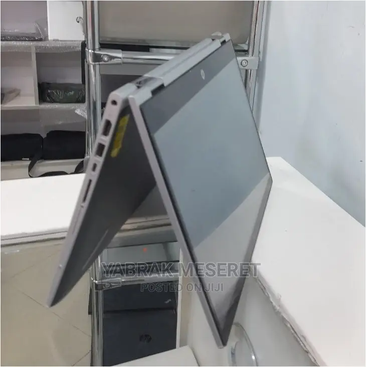 New Laptop HP Pavilion X360 8GB Intel Core I3 HDD 500GB