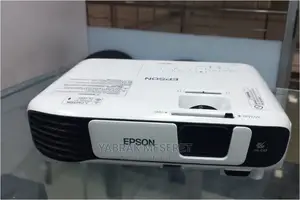 Photo - Brand New Epson EB - S41 Projectr