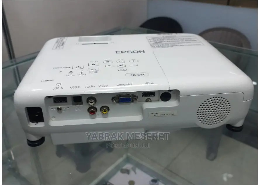 Brand New Epson EB - S41 Projectr