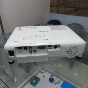 Brand New Epson EB - S41 Projectr