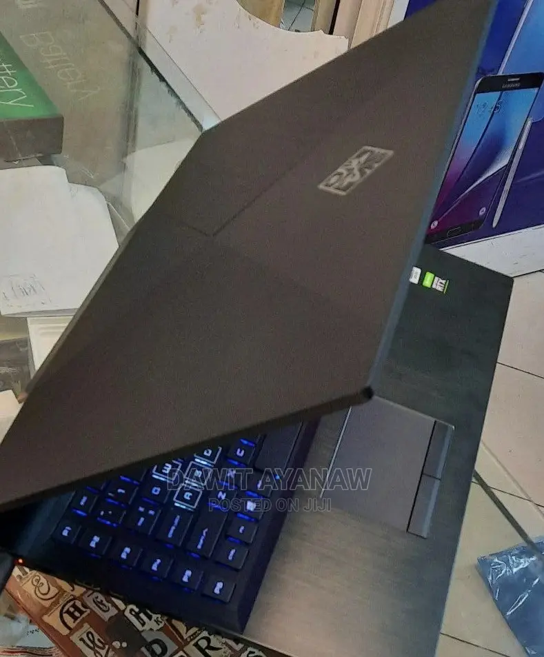 New Laptop HP Omen 15 16GB Intel Core I7 SSD 1T