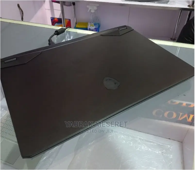 New Laptop MSI 16GB Intel Core I7 SSD 1T