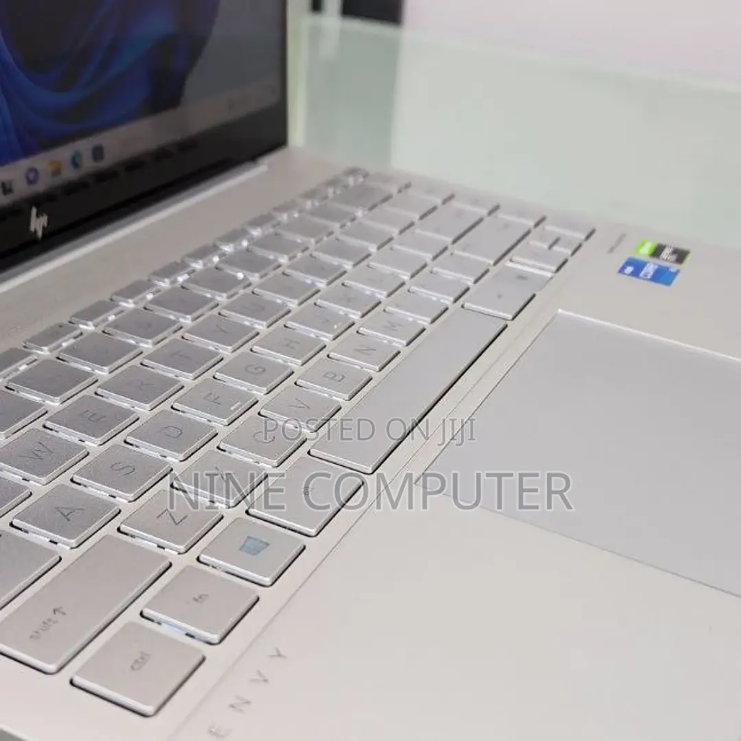 New Laptop HP Envy 14 16GB Intel Core I5 SSD 512GB