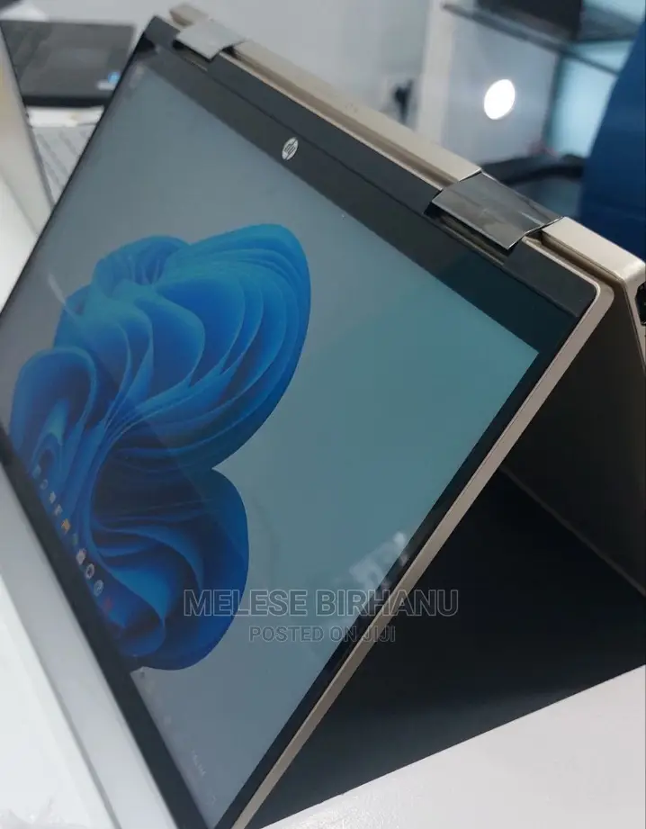 New Laptop HP Pavilion X360 8GB Intel Core I5 SSD 512GB