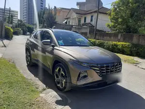 Hyundai Tucson Sport 2021 Teal