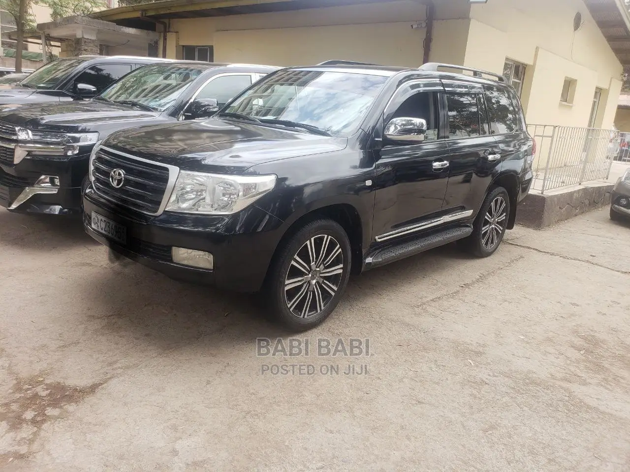 Toyota Land Cruiser 4.5 V8 VXR 2013 Black