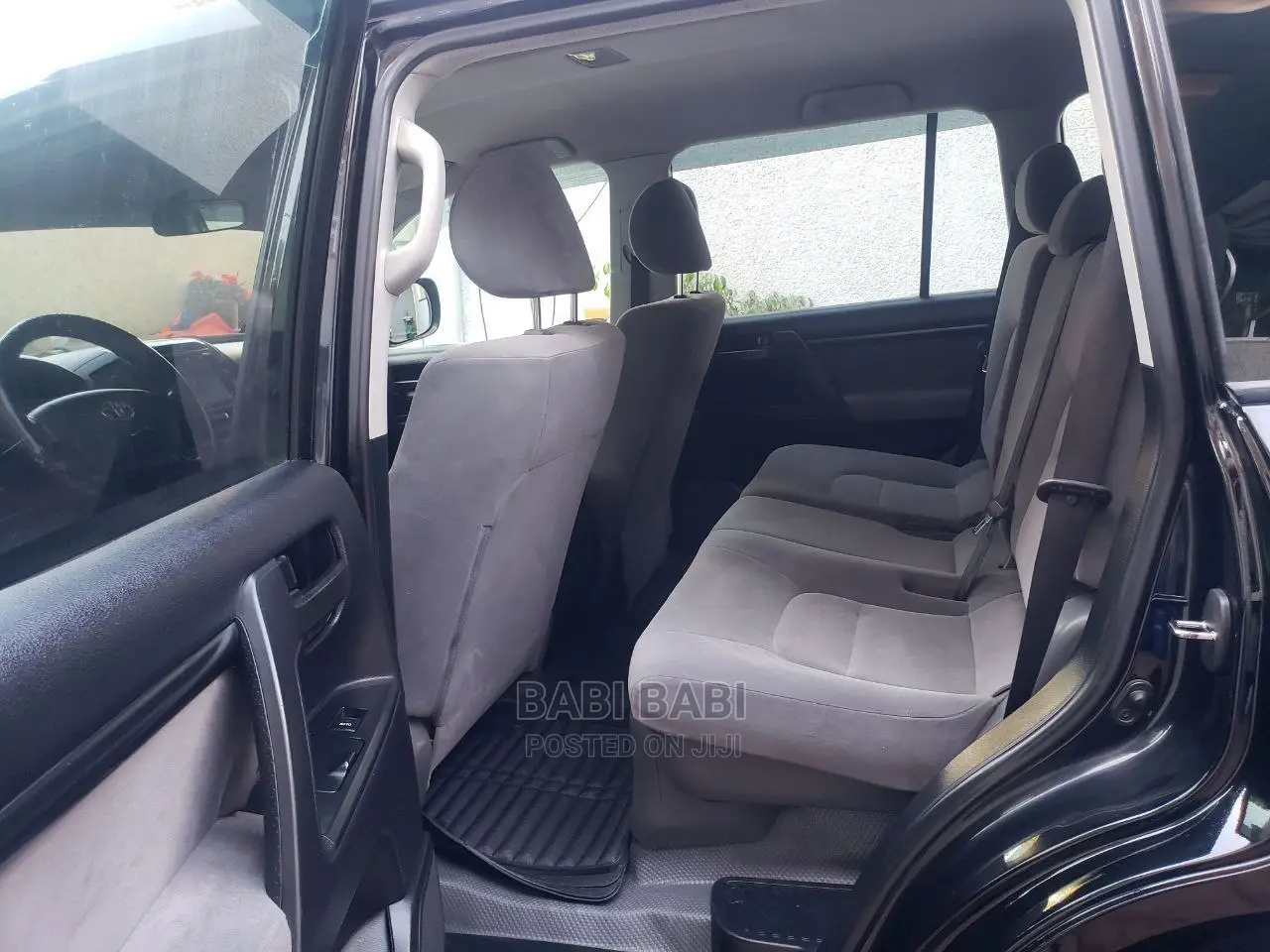 Toyota Land Cruiser 4.5 V8 VXR 2013 Black