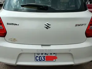 Suzuki Swift 2022 White