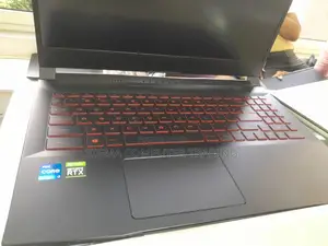 New Laptop MSI GP75 Leopard 16GB Intel Core I7 SSD 1T