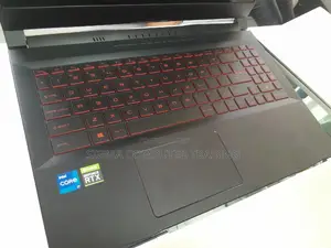 New Laptop MSI GP75 Leopard 16GB Intel Core I7 SSD 1T