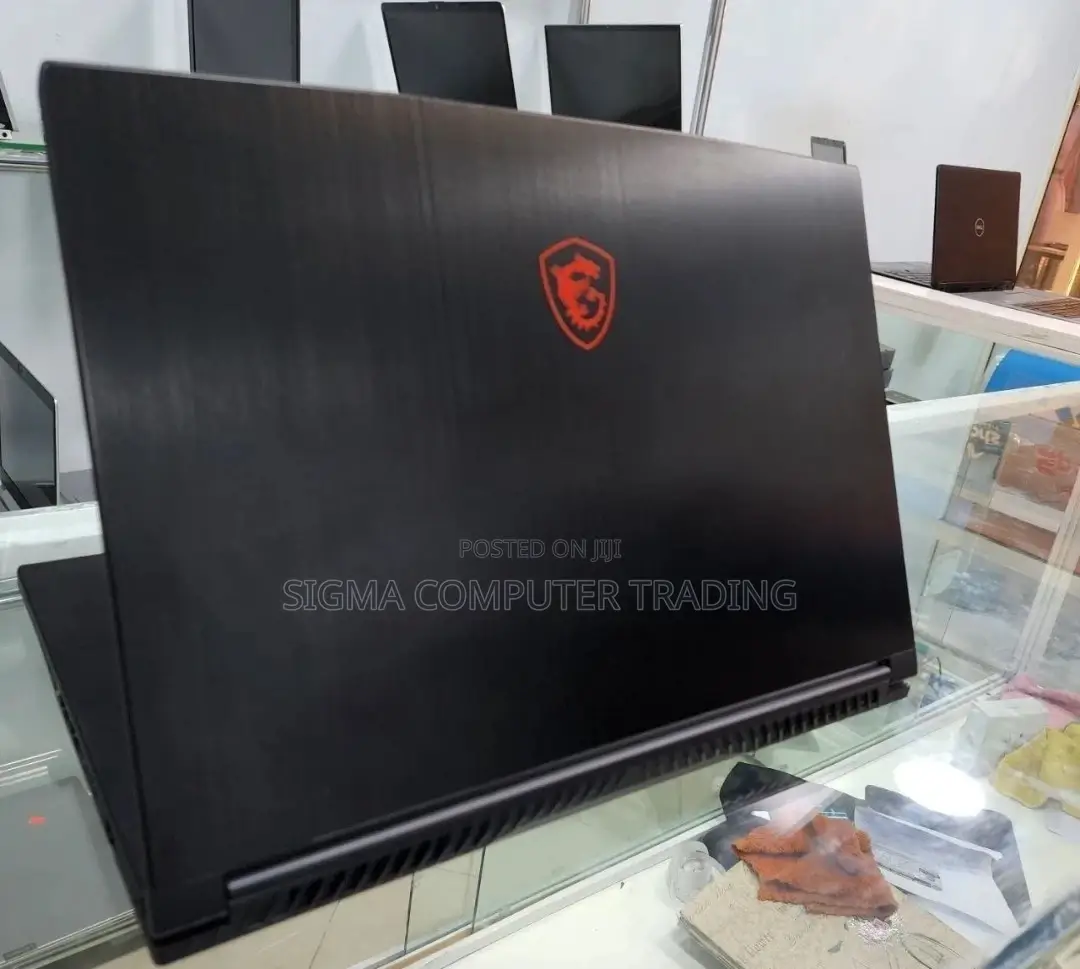 New Laptop MSI GF63 8GB Intel Core I7 SSD 512GB