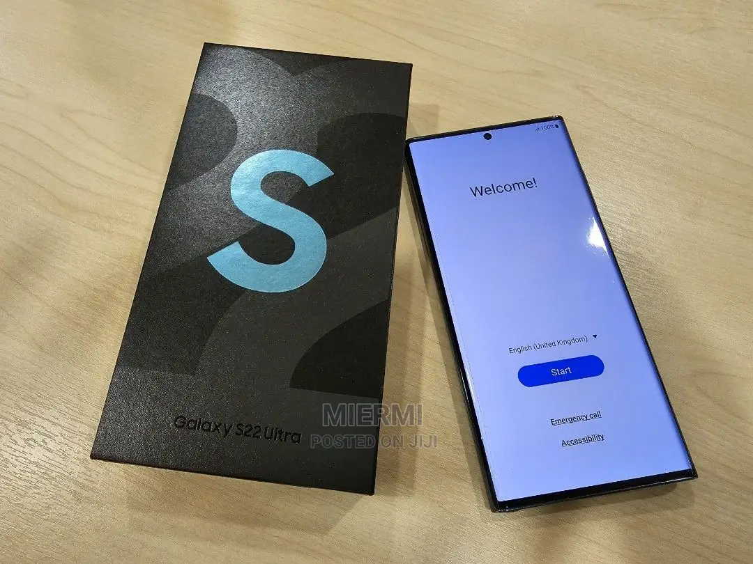 New Samsung Galaxy S22 Ultra 5G 256 GB Green