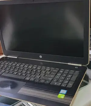 New Laptop HP Pavilion 15 8GB Intel Core I7 SSD 512GB