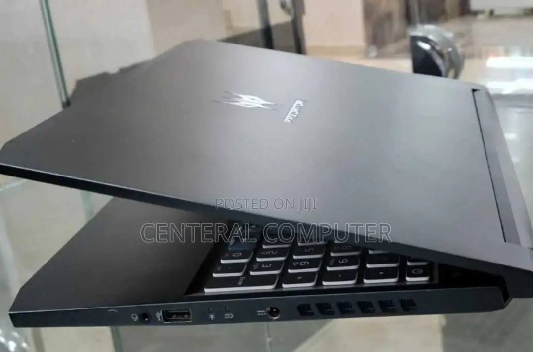 New Laptop Acer Predator Triton 300 32GB Intel Core I7 SSD 1T