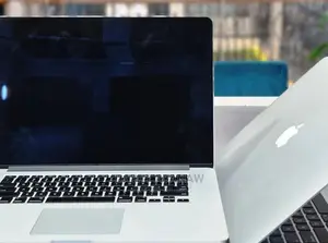 New Laptop Apple MacBook Pro 2015 16GB Intel Core I7 SSD 512GB