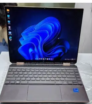 Photo - New Laptop HP Spectre 16GB Intel Core i7 SSD 1T