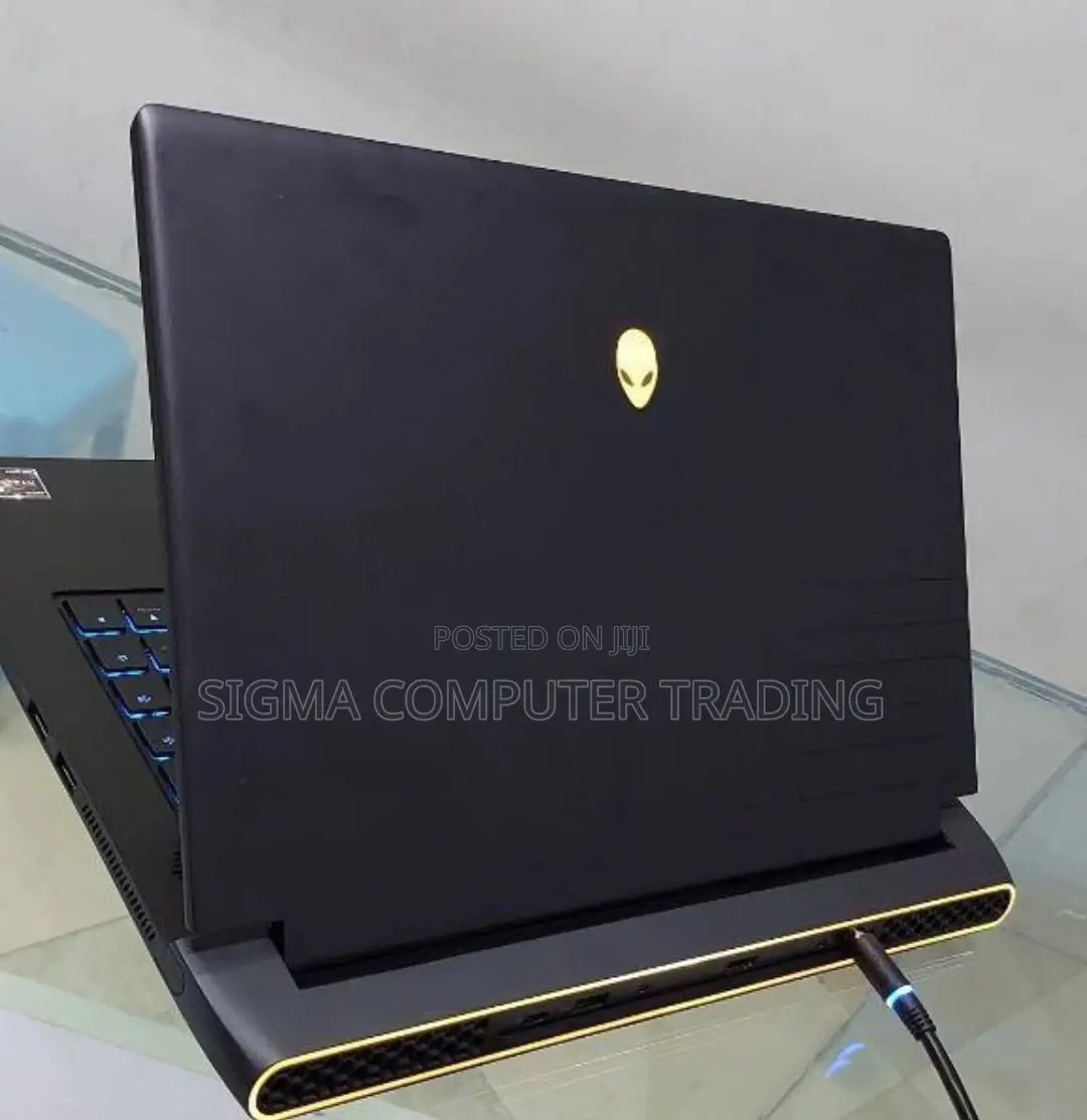 New Laptop Alienware M17x R2 16GB AMD Ryzen 9 SSD 1T