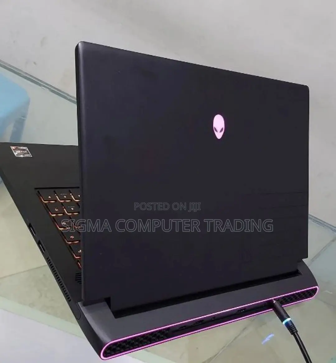 New Laptop Alienware M17x R2 16GB AMD Ryzen 9 SSD 1T