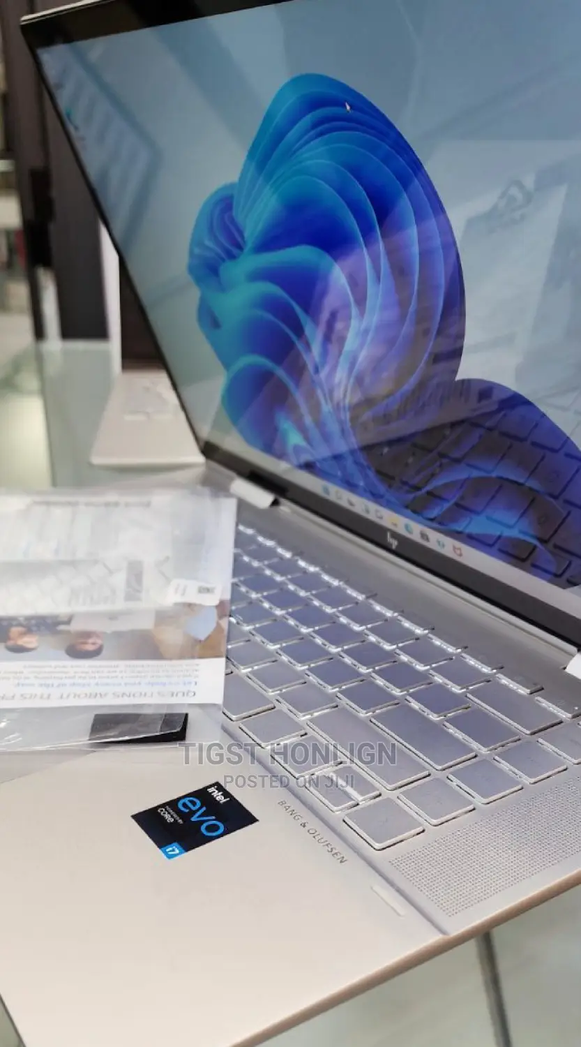 New Laptop HP Envy X360 16GB Intel Core I7 SSD 1T