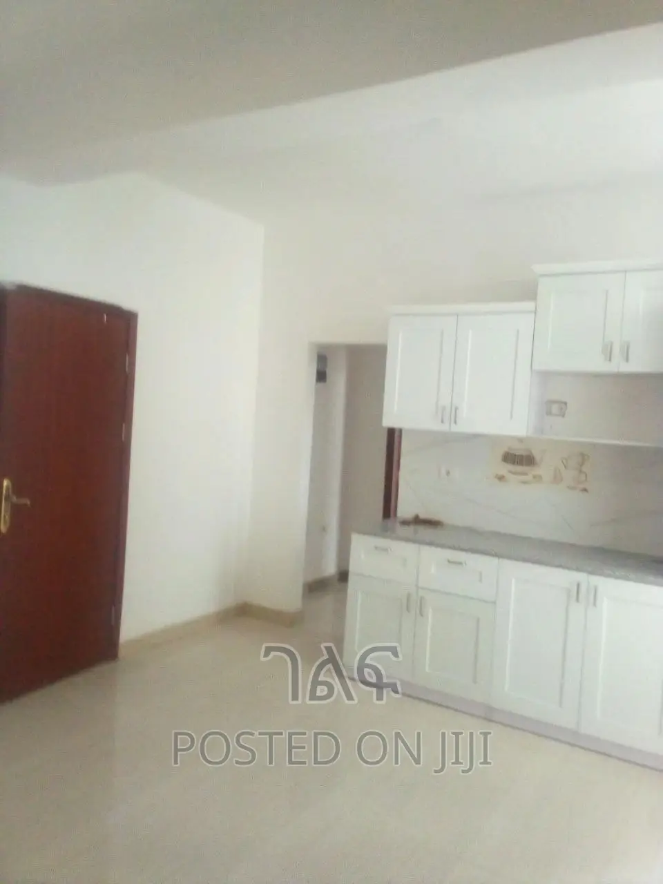2bdrm Apartment in የኖህ, Bole for sale