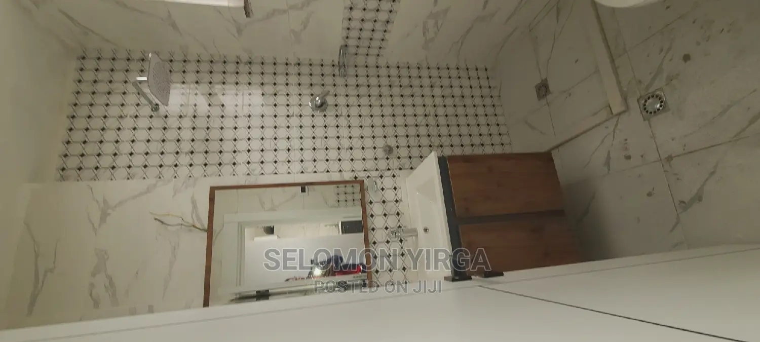 1bdrm Apartment in አድስ አበባ, Bole for rent