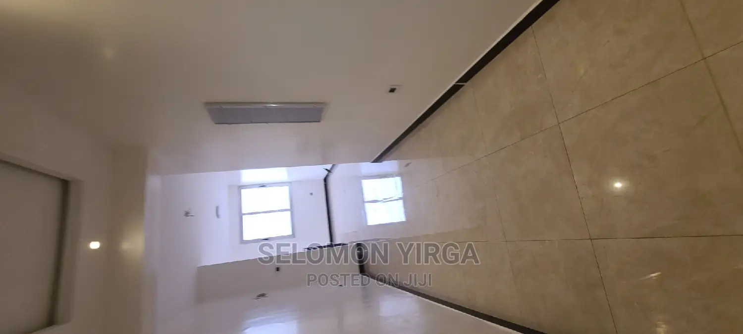 3bdrm Apartment in አድስ አበባ, Bole for rent