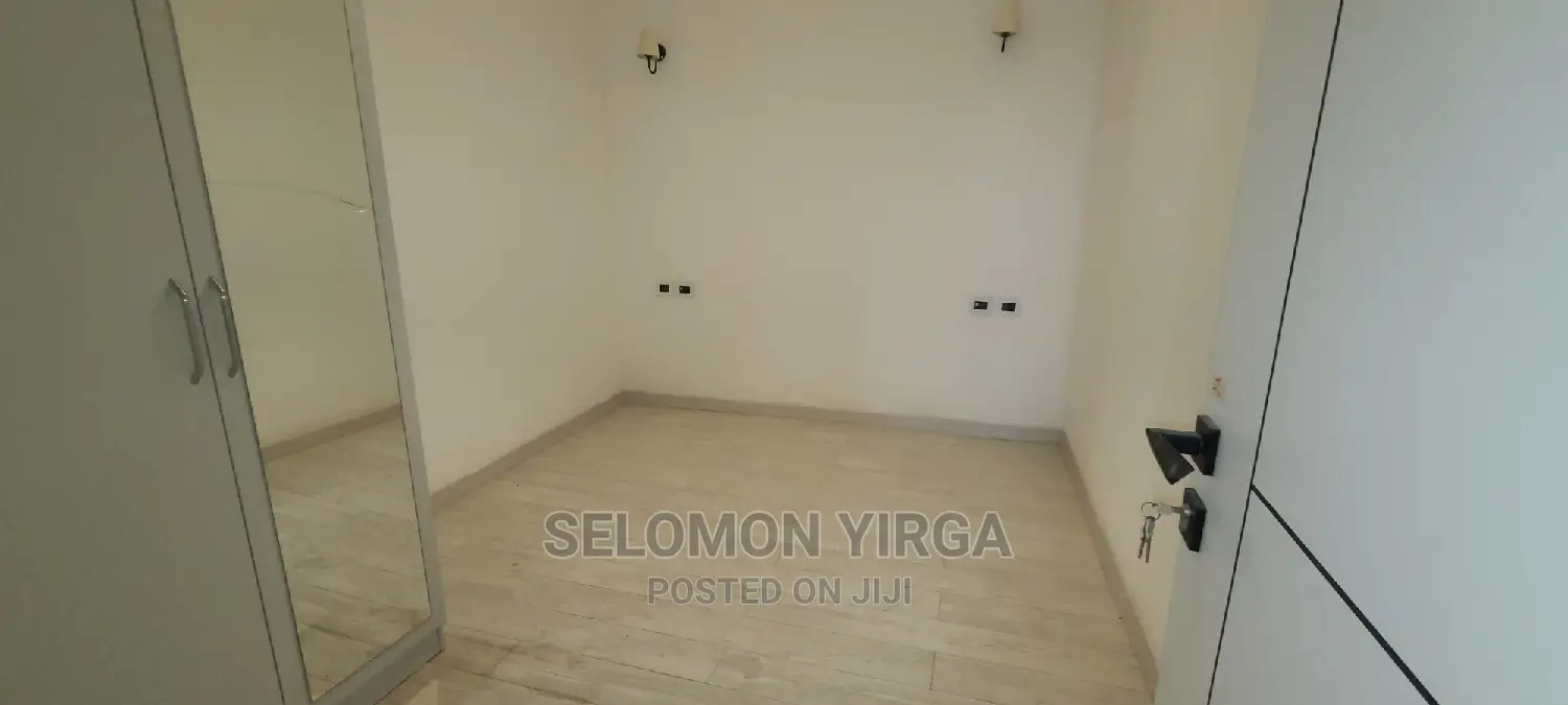 3bdrm Apartment in አድስ አበባ, Bole for rent