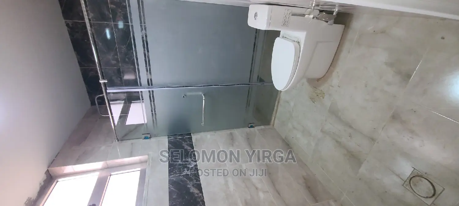 3bdrm Apartment in አድስ አበባ, Bole for rent