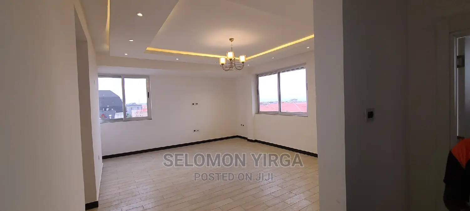 3bdrm Apartment in አድስ አበባ, Bole for rent