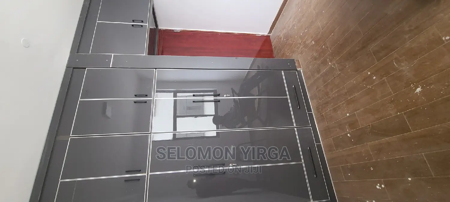 2bdrm Apartment in አድስ አበባ, Bole for sale