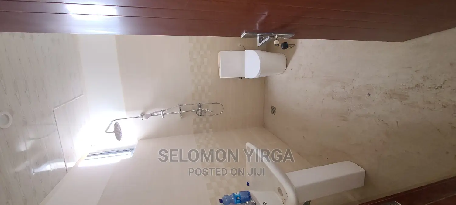 2bdrm Apartment in አድስ አበባ, Bole for sale