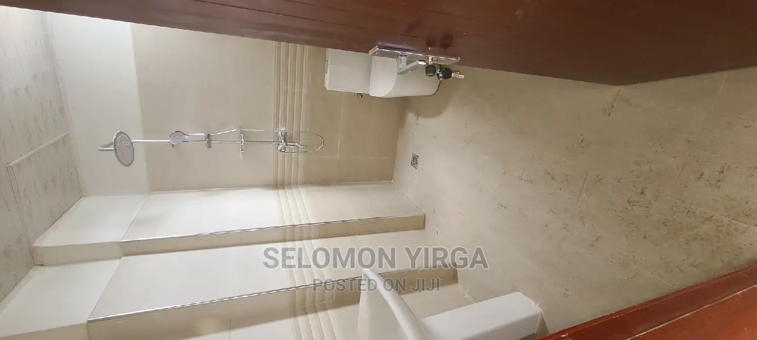 2bdrm Apartment in አድስ አበባ, Bole for sale