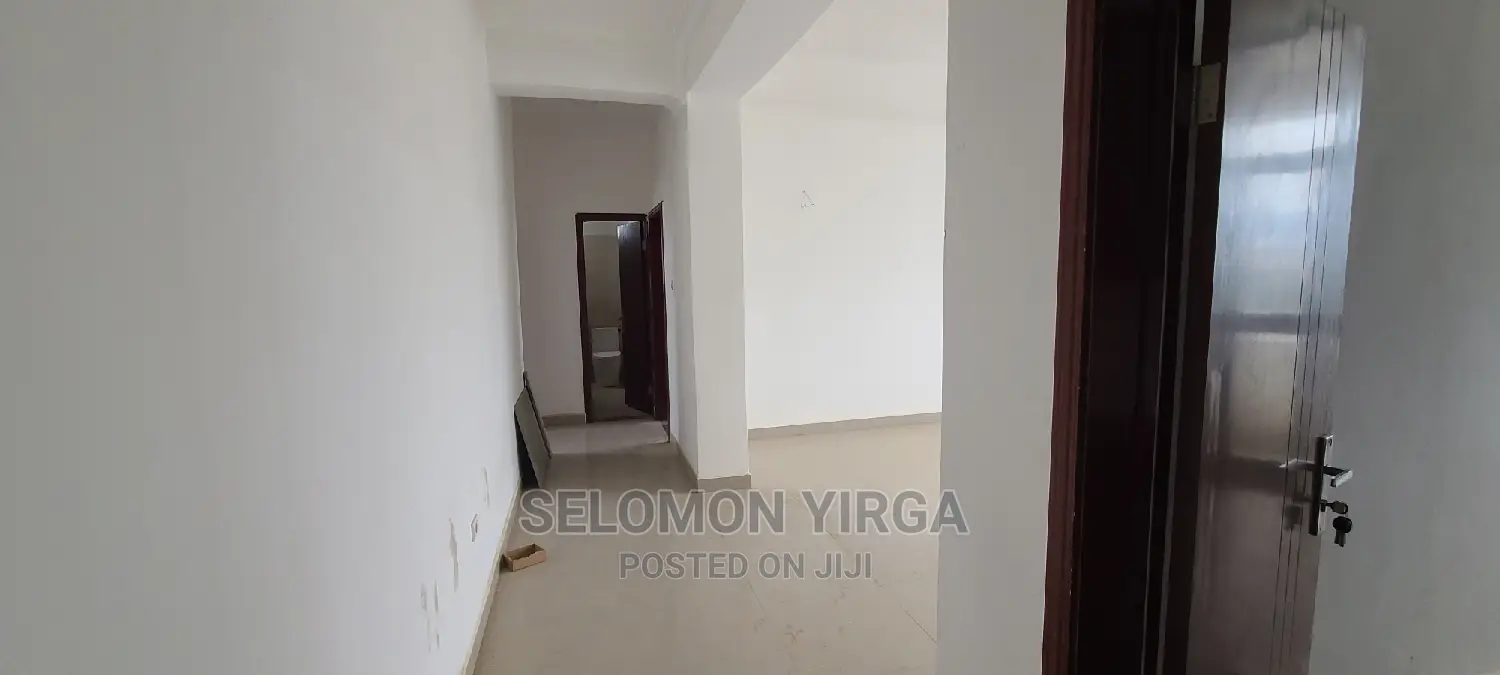 2bdrm Apartment in አድስ አበባ, Bole for sale