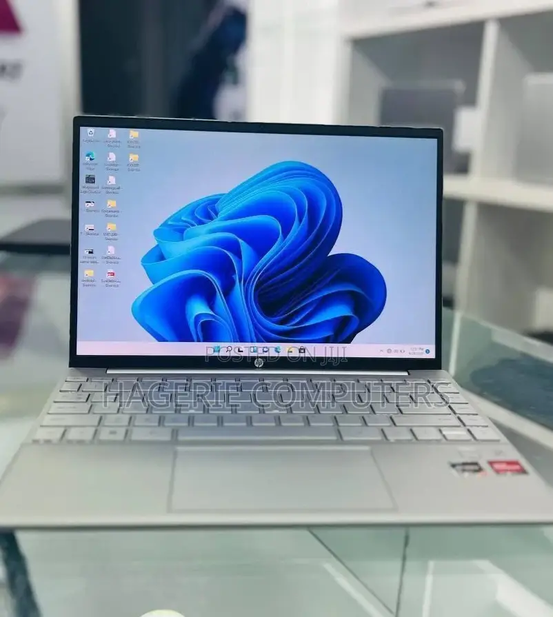 New Laptop HP Pavilion Dv7 16GB AMD Ryzen 7 SSD 1T