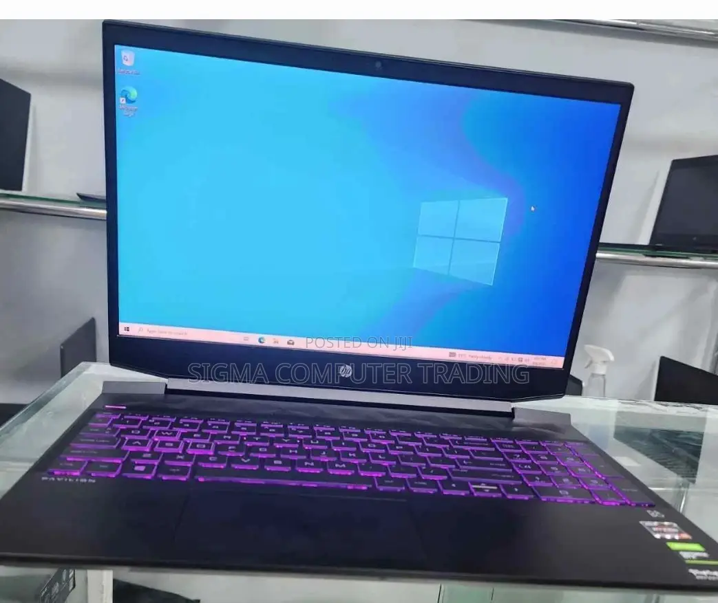 New Laptop HP Pavilion 15 8GB AMD Ryzen 5 SSD 512GB