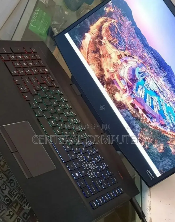 New Laptop Dell XPS 13 9370 16GB Intel Core I5 SSD 512GB