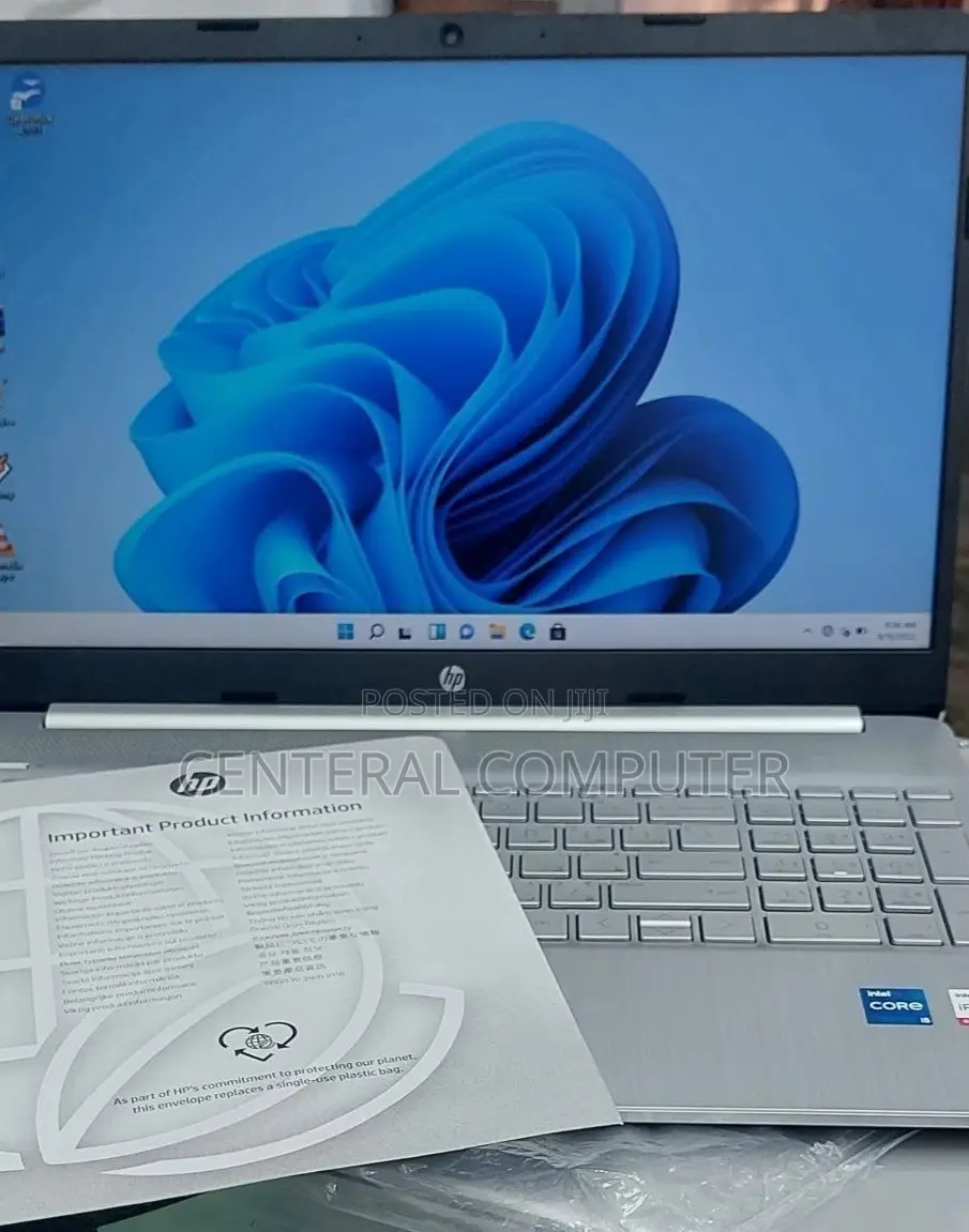 New Laptop HP 8GB Intel Core I7 SSD 512GB