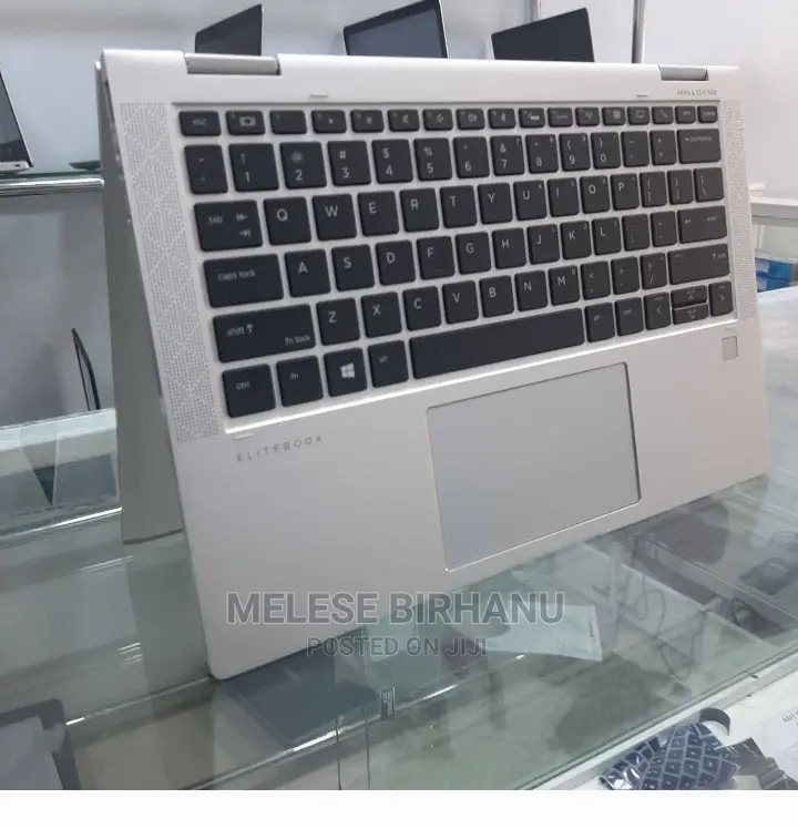 New Laptop HP EliteBook 1030 8GB Intel Core i5 SSD 512GB
