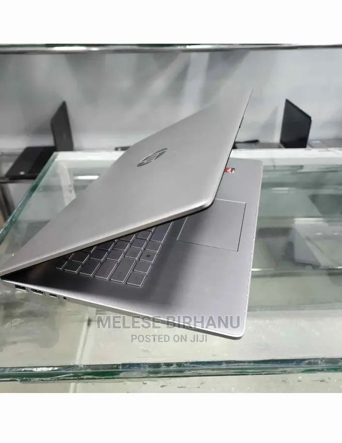 New Laptop HP Stream Notebook 8GB AMD Ryzen 5 SSD 512GB