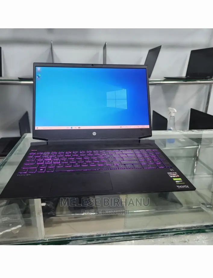 New Laptop HP Pavilion Gaming 15 2019 8GB AMD Ryzen 5 SSD 512GB