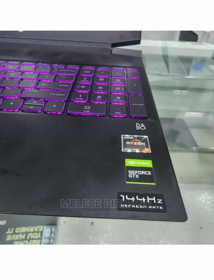 New Laptop HP Pavilion Gaming 15 2019 8GB AMD Ryzen 5 SSD 512GB