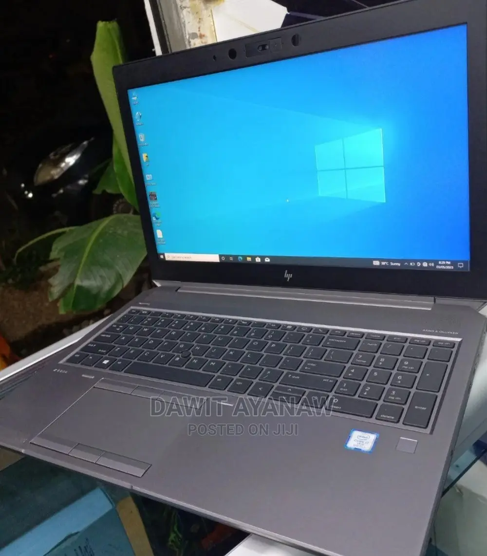 New Laptop HP ZBook Studio 8GB Intel Core I7 SSD 512GB