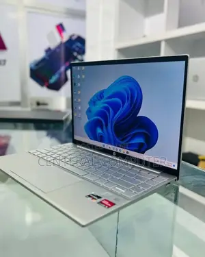 New Laptop HP Pavilion 15 16GB AMD Ryzen 7 SSD 1T