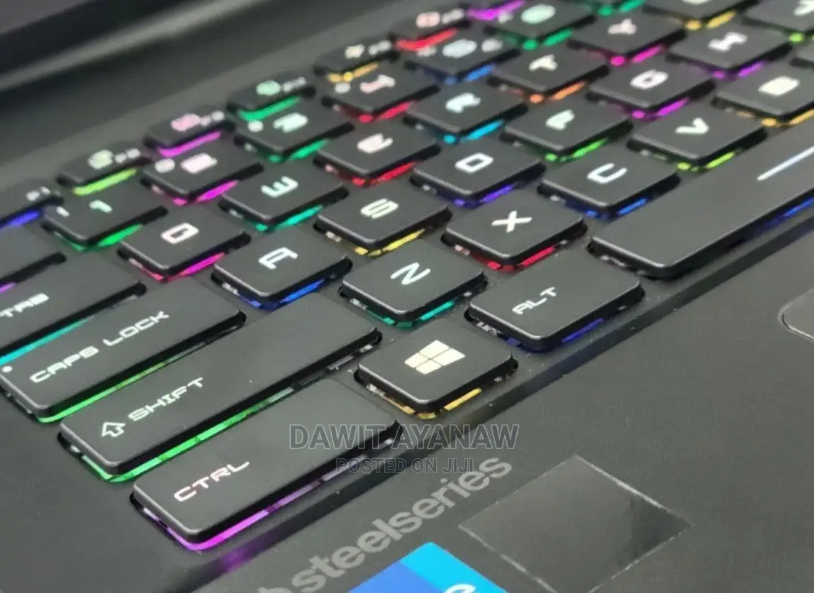 New Laptop MSI Katana GF66 8GB Intel Core I7 SSD 1T