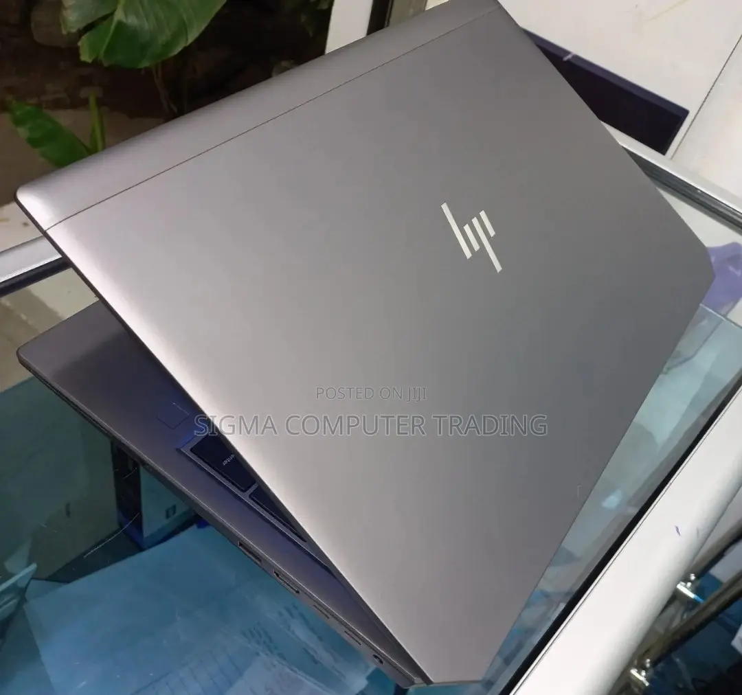 New Laptop HP ZBook 15 32GB Intel Core I7 SSD 512GB